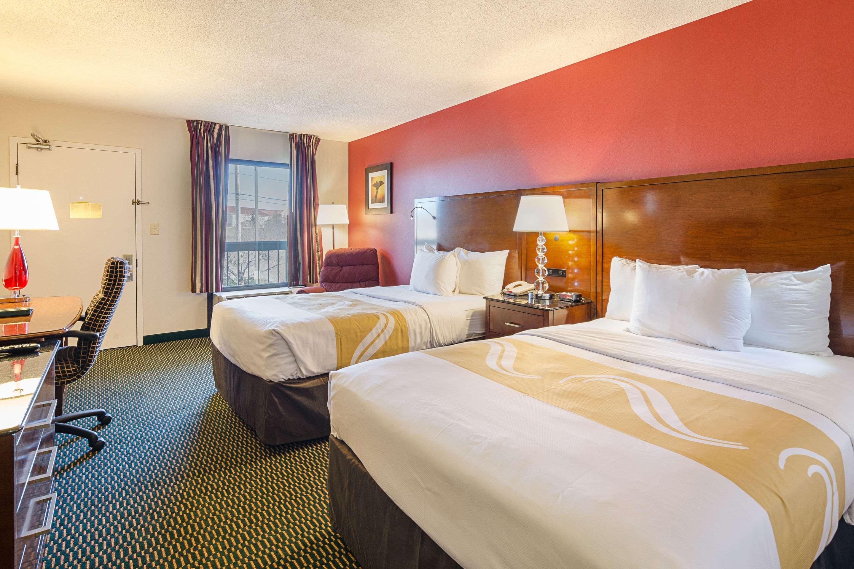 Quality Inn Christiansburg - Blacksburg Bagian luar foto