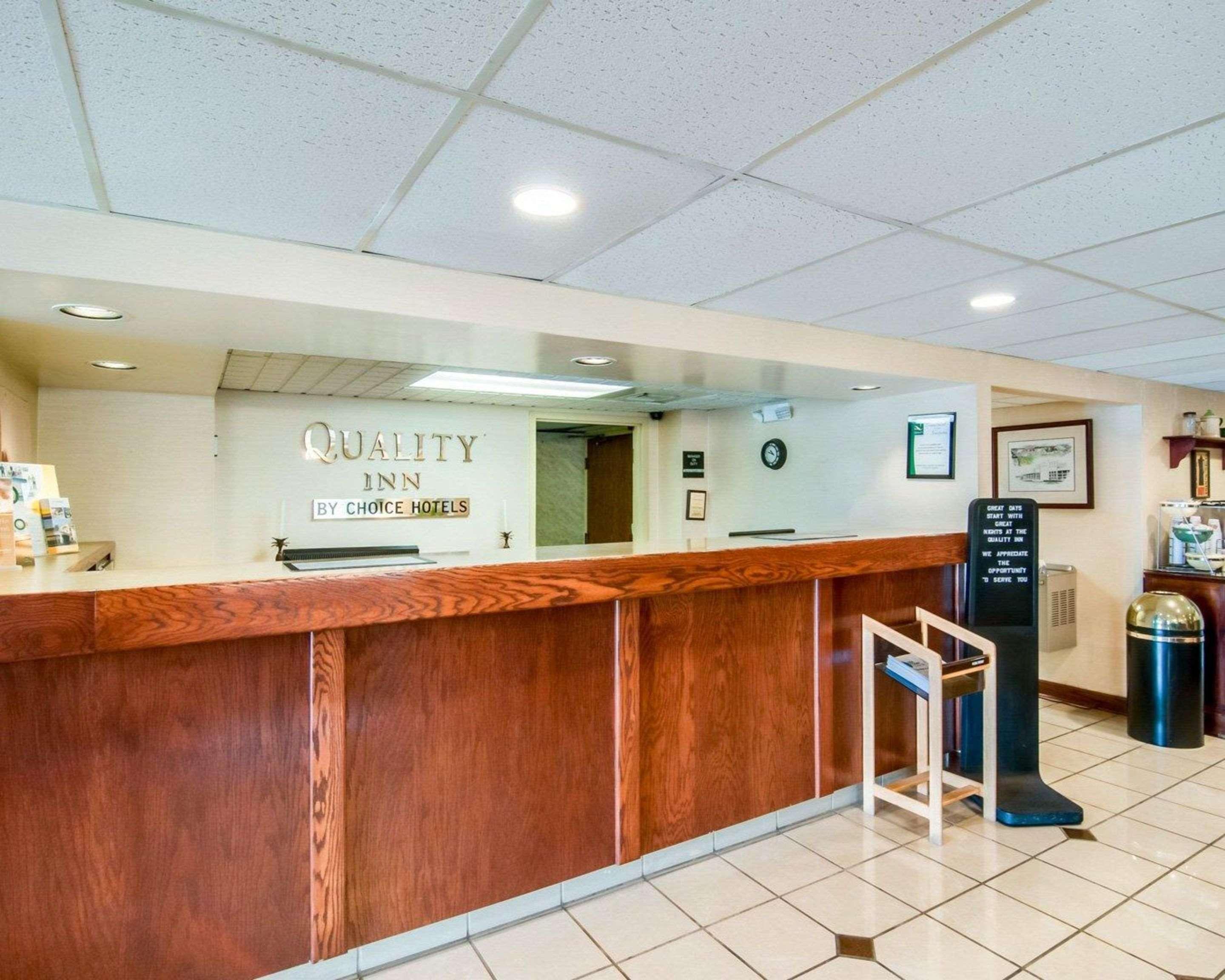 Quality Inn Christiansburg - Blacksburg Bagian luar foto