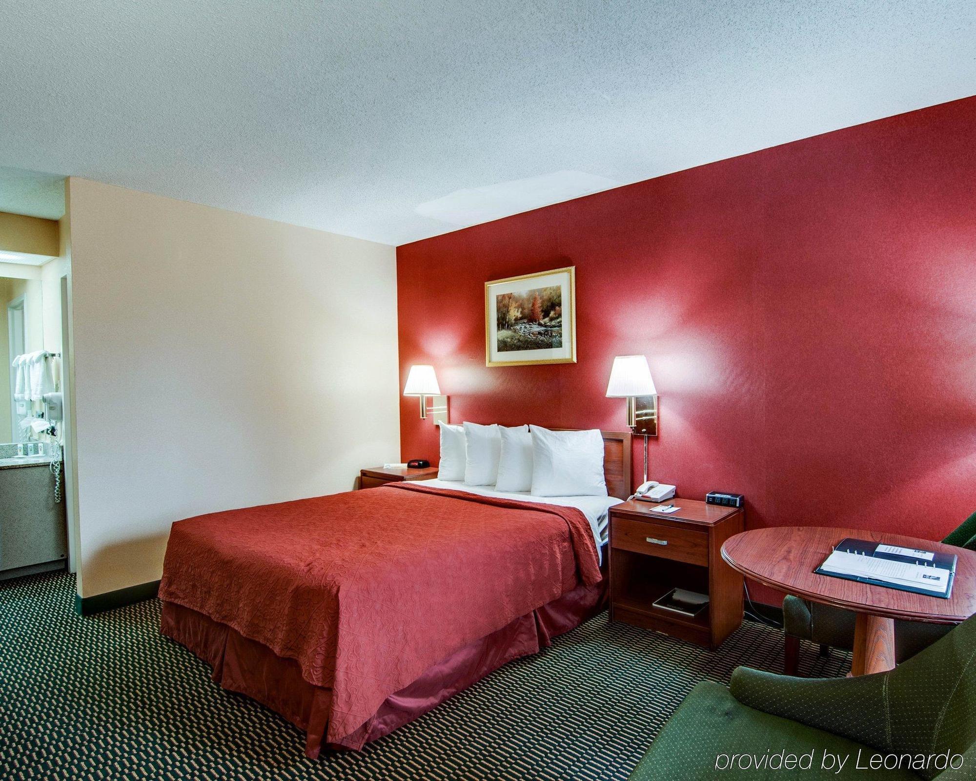 Quality Inn Christiansburg - Blacksburg Bagian luar foto